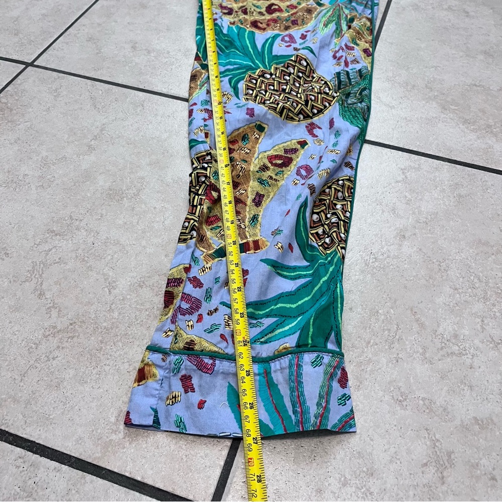 FARM Rio Pineapple Print Cropped Pants - Multicolor - Picture 8 of 9
